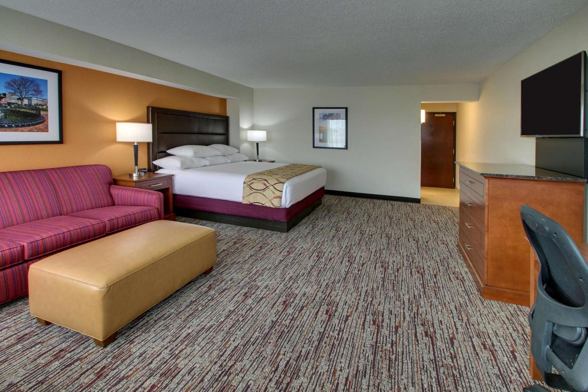 Drury Inn & Suites Боулинг Грин Экстерьер фото